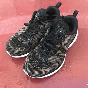 APL | Techloom Pro Metallic Sneakers | Size 8